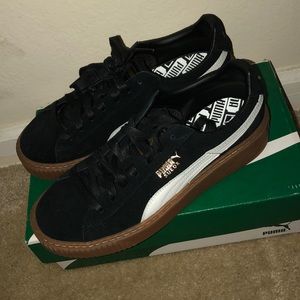 Puma suede platform